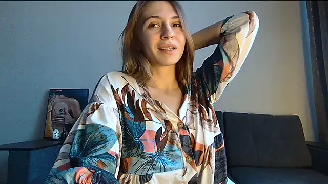 LovelyKatea online show from 01.28.25