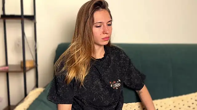 LovelyKatea online show from 05.27.26