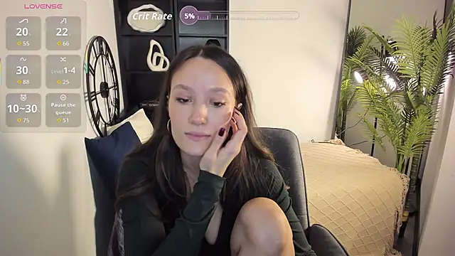 AgnesGoddess online show from 10.30.25