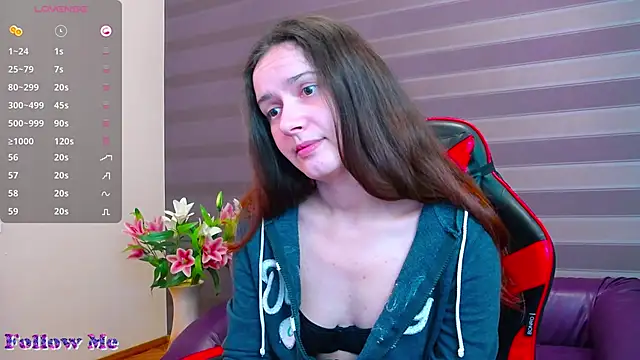 iris nikhols online show from 04.25.26