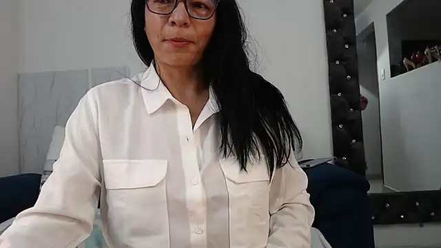 Snapshot of kimberlybirdx chatting on 02.04.26 kimberlybirdx online show from 02.04.26