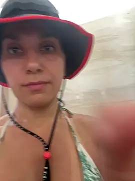  CurlySue  online show from 05.25.26