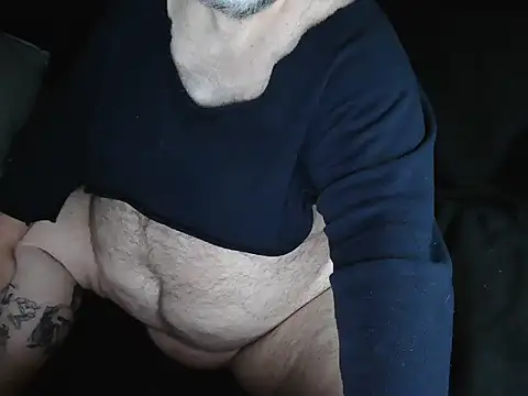 Snapshot of onkelgrau65 chatting on 02.08.26 onkelgrau65 online show from 02.08.26