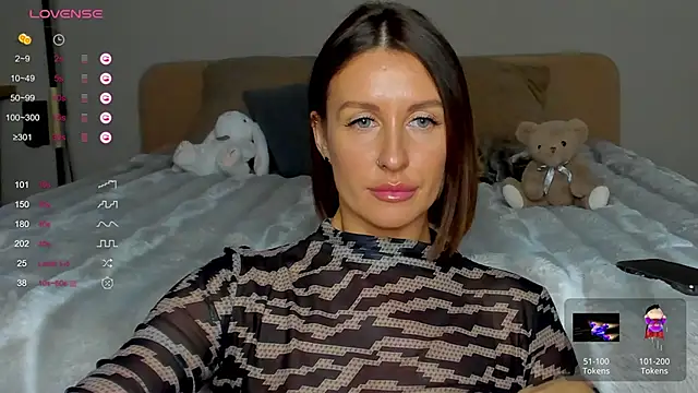 Snapshot of NejaSatin chatting on 01.14.25 NejaSatin online show from 01.14.25