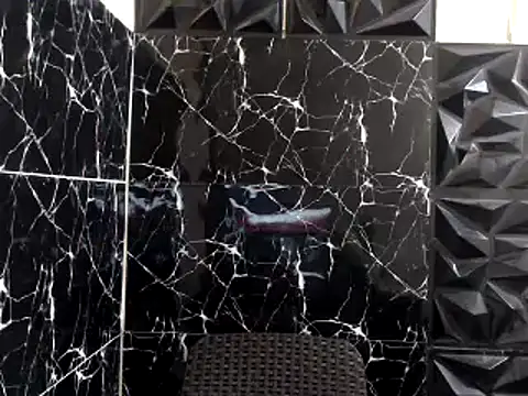 Snapshot of MissKeanna chatting on 12.23.24 MissKeanna online show from 12.23.24