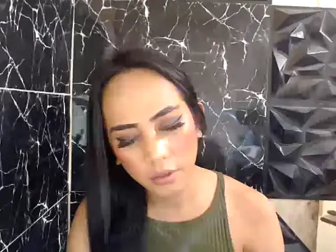 Snapshot of MissKeanna chatting on 01.27.25 MissKeanna online show from 01.27.25