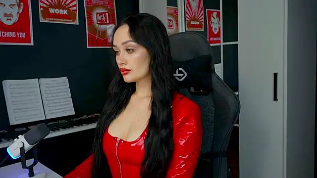 QueenAliss online show from 09.16.25