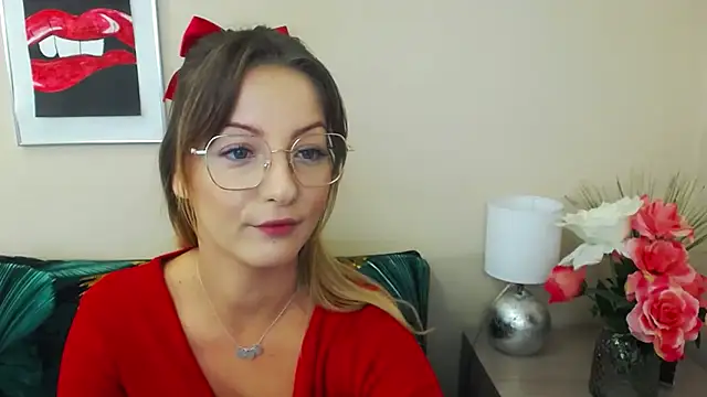 Snapshot of NatalieSexy chatting on 12.06.24 NatalieSexy online show from 12.06.24