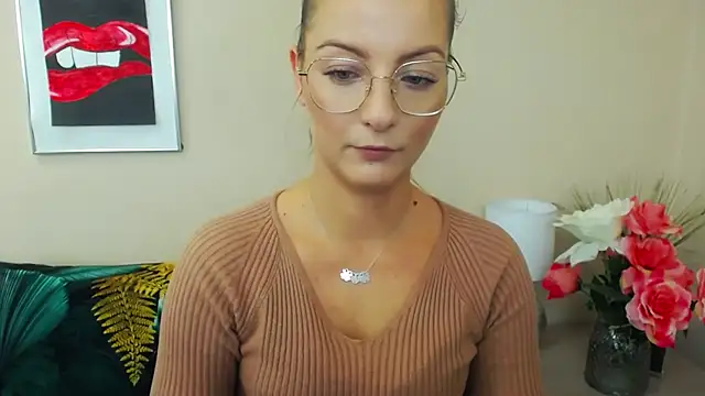 Snapshot of NatalieSexy chatting on 12.12.24 NatalieSexy online show from 12.12.24