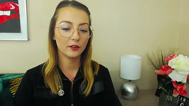 Snapshot of NatalieSexy chatting on 01.30.25 NatalieSexy online show from 01.30.25