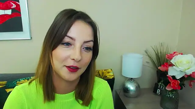 Snapshot of NatalieSexy chatting on 02.19.25 NatalieSexy online show from 02.19.25