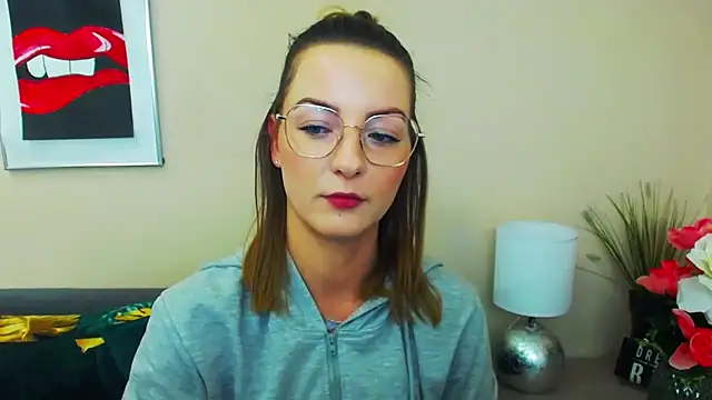 Snapshot of NatalieSexy chatting on 02.20.25 NatalieSexy online show from 02.20.25