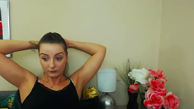 Snapshot of NatalieSexy chatting on 02.25.25 NatalieSexy online show from 02.25.25