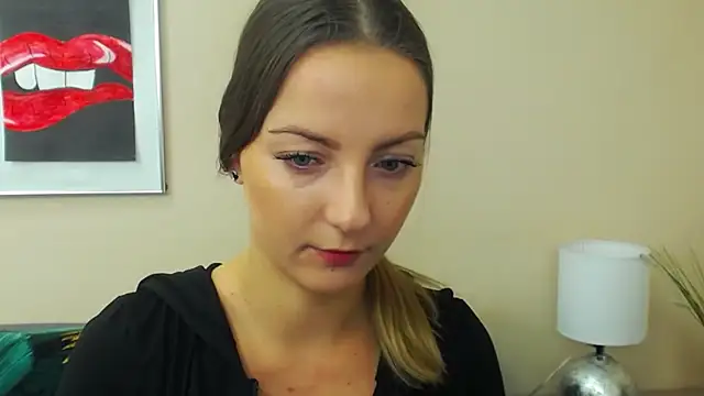 Snapshot of NatalieSexy chatting on 12.02.25 NatalieSexy online show from 12.02.25