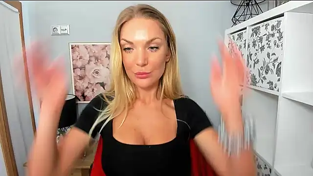 Snapshot of AulloraHoney chatting on 01.17.25 AulloraHoney online show from 01.17.25