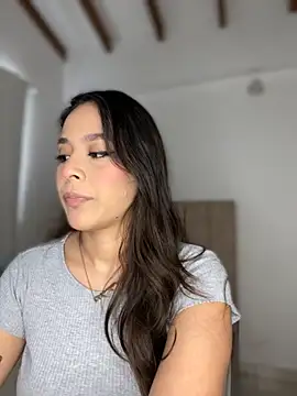 Little Amber6 online show from 11.02.25