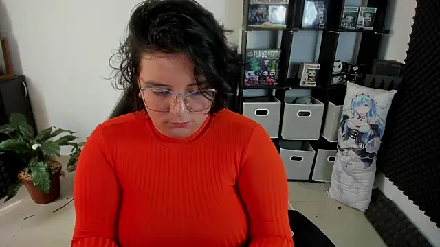 aika-dreams online show from 12.15.24