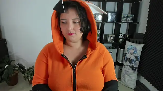 aika-dreams online show from 12.30.24