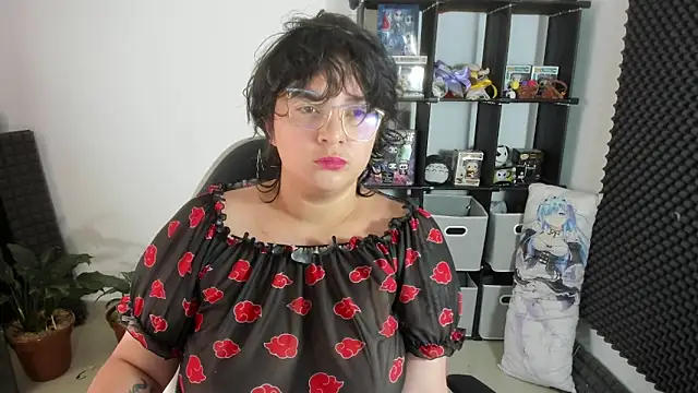 aika-dreams online show from 02.16.25