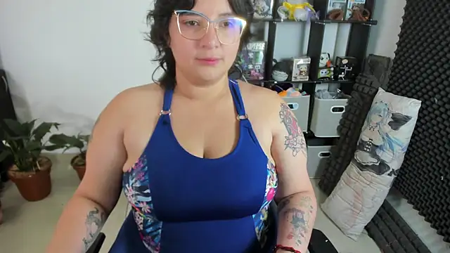 aika-dreams online show from 03.05.25