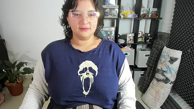 aika-dreams online show from 03.06.25