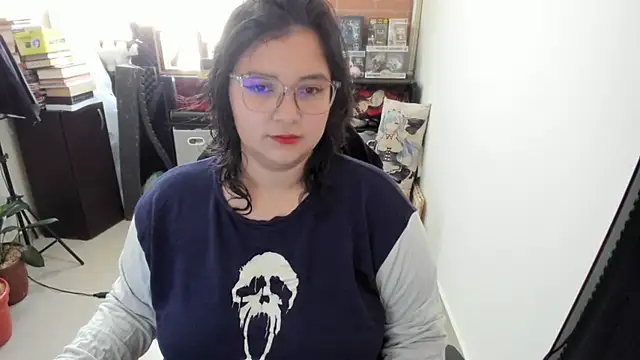 aika-dreams online show from 10.06.25