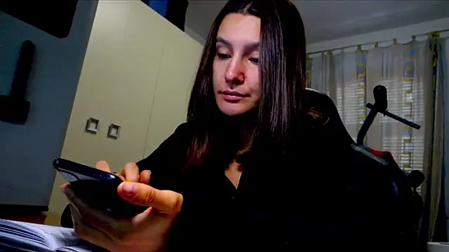 Snapshot of GodlyTheia chatting on 11.17.25 GodlyTheia online show from 11.17.25