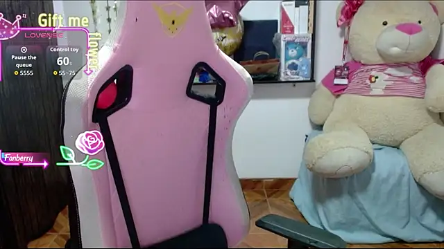 Maggie Fox3 online show from 09.13.25