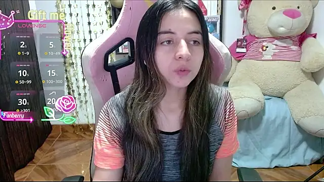 Maggie Fox3 online show from 10.05.25