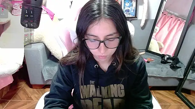 Snapshot of Maggie_Fox3 chatting on 03.21.26 Maggie Fox3 online show from 03.21.26