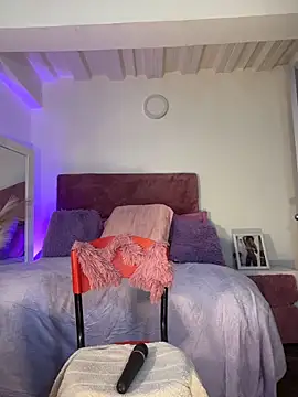 karinacortes online show from 03.11.26