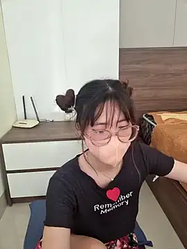 HinaLovely online show from 01.09.25