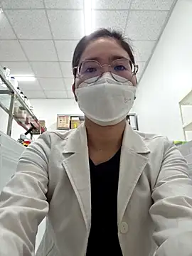 HinaLovely online show from 03.04.26