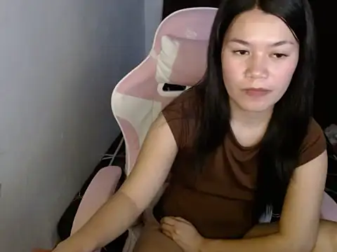 Snapshot of SassyRhonnaxxx chatting on 10.22.25 SassyRhonnaxxx online show from 10.22.25