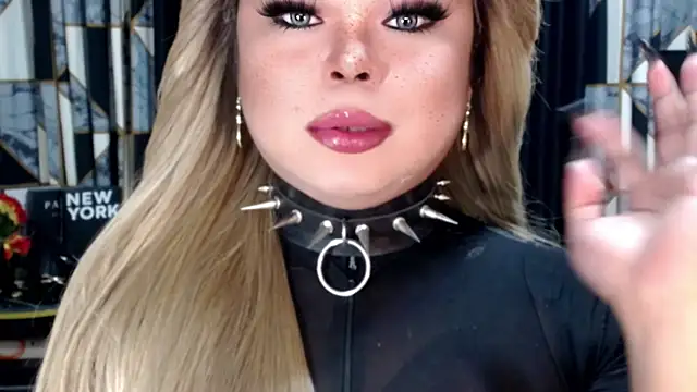 Mistress DOMnicaaxx online show from 11.02.25