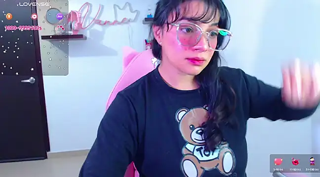 Vannessa  Shy online show from 02.12.25