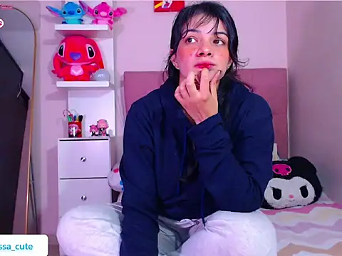 Vannessa  Shy online show from 12.13.25