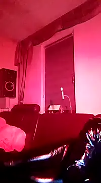 Snapshot of Crystalbitchx chatting on 01.26.25 Crystalbitchx online show from 01.26.25