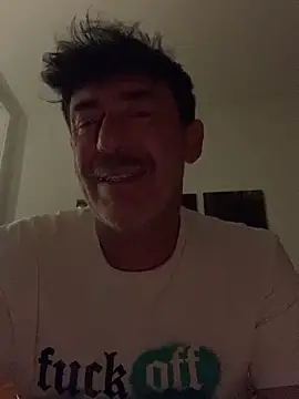 Snapshot of maxximere chatting on 03.27.26 maxximere online show from 03.27.26
