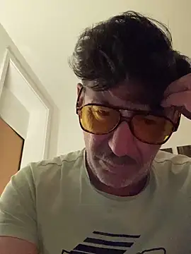 Snapshot of maxximere chatting on 03.29.26 maxximere online show from 03.29.26