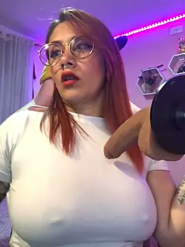 Luna Paris  online show from 02.12.25