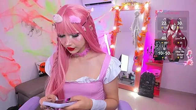 alessandrathedoll online show from 10.20.25