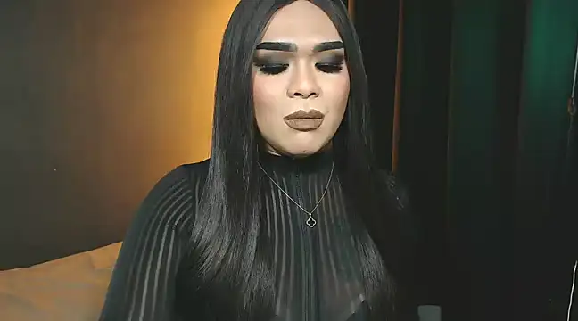 Snapshot of VictoriaEliz chatting on 01.25.25 VictoriaEliz online show from 01.25.25