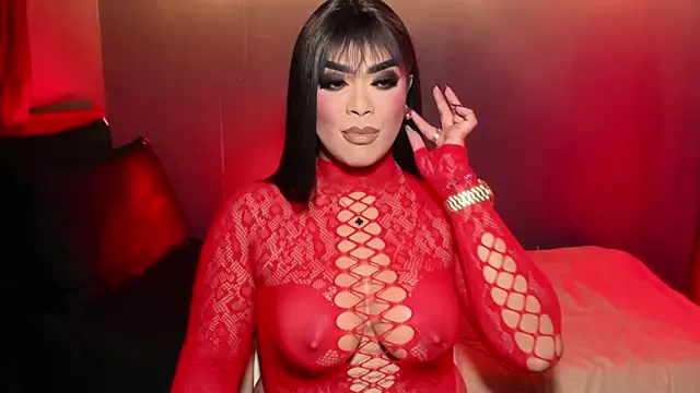 Snapshot of VictoriaEliz chatting on 12.19.25 VictoriaEliz online show from 12.19.25