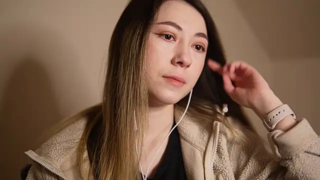 chibi moon  online show from 12.11.24