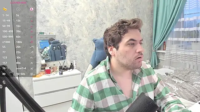 Snapshot of Morlaios chatting on 02.02.25 Morlaios online show from 02.02.25