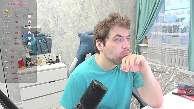 Snapshot of Morlaios chatting on 02.05.25 Morlaios online show from 02.05.25