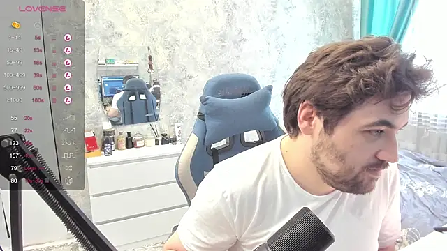 Snapshot of Morlaios chatting on 02.17.25 Morlaios online show from 02.17.25