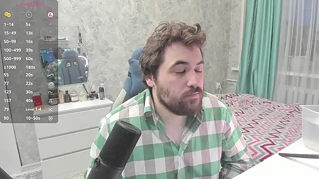 Snapshot of Morlaios chatting on 03.10.25 Morlaios online show from 03.10.25