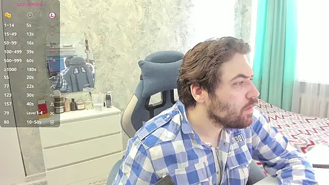 Snapshot of Morlaios chatting on 03.11.25 Morlaios online show from 03.11.25